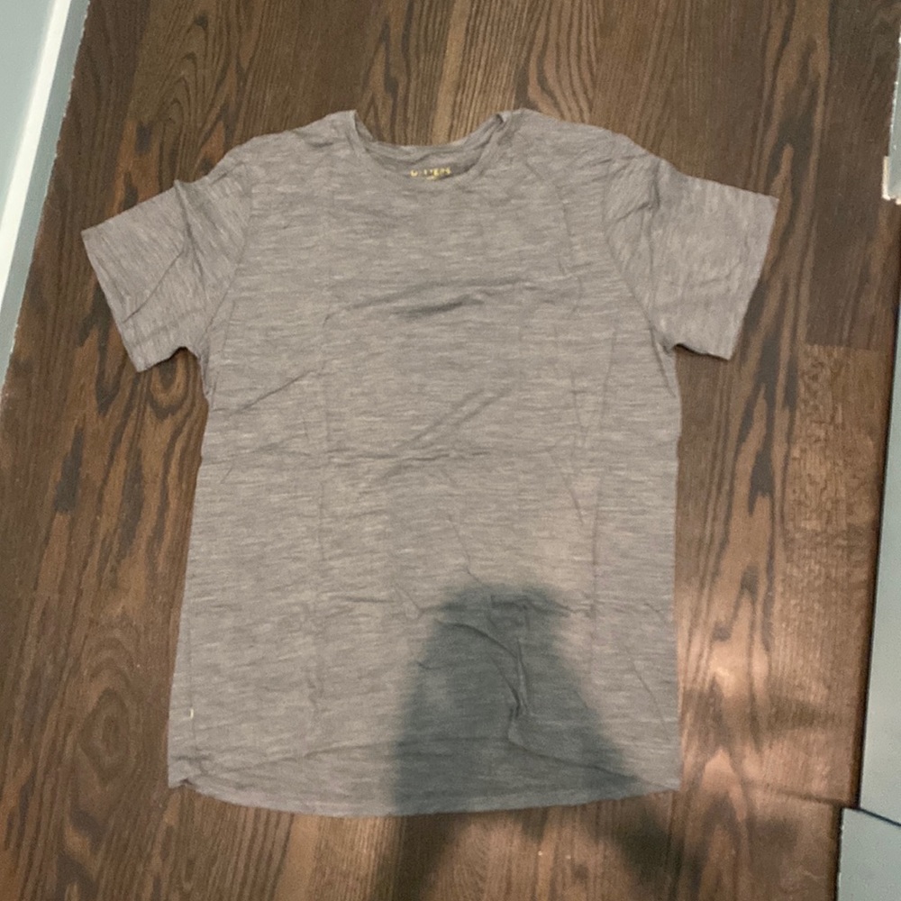 Oliver's T shirt